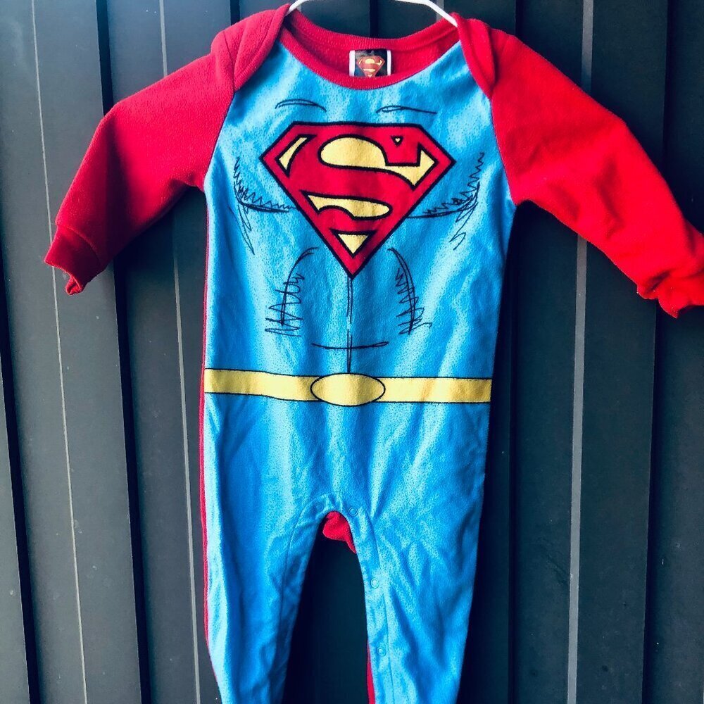 DC Comics Superman Baby Pajama Sleeper One Piece Costume 6-12M Footed Romper Uni